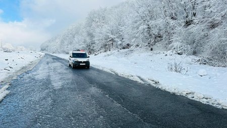 Polis gücləndirilmiş rejimdə işləyir - Fotolar