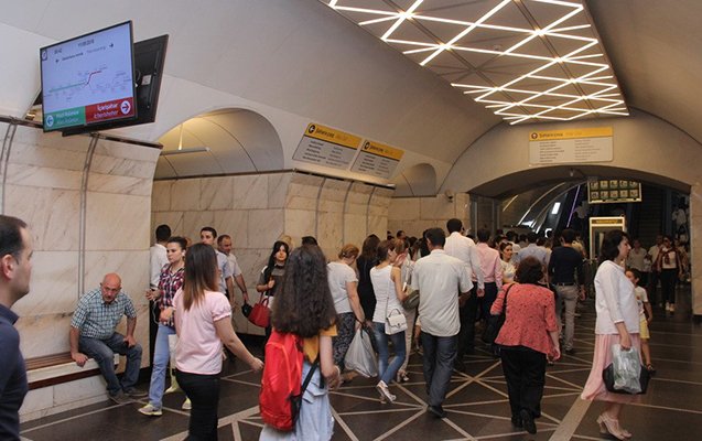 Bakı metrosunda insident törədən şəxslər həbs edildi