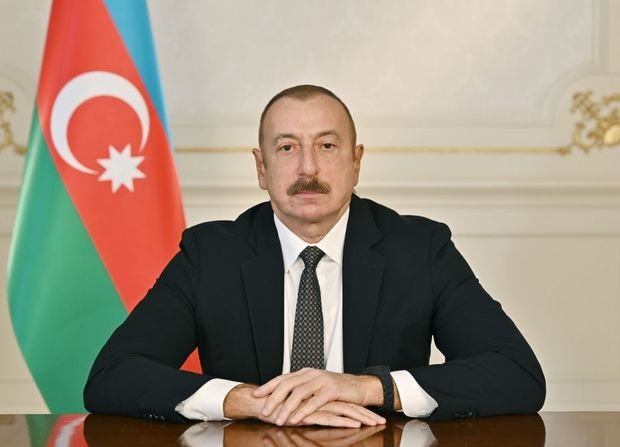 İlham Əliyev Çin sədrini təbrik etdi