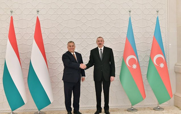 Viktor Orban da İlham Əliyevi təbrik etdi