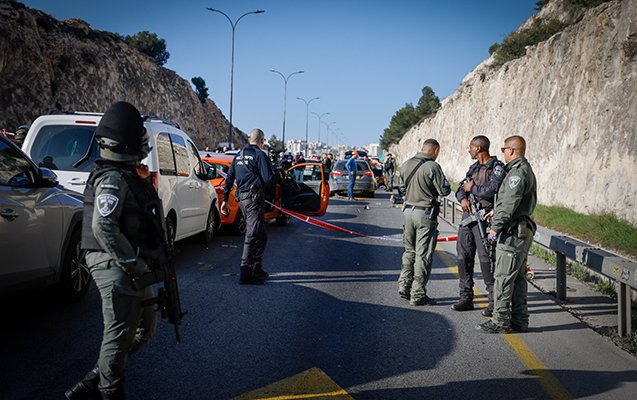 Yerusəlim yaxınlığında silahlı insident - 1 ölü, 8 yaralı