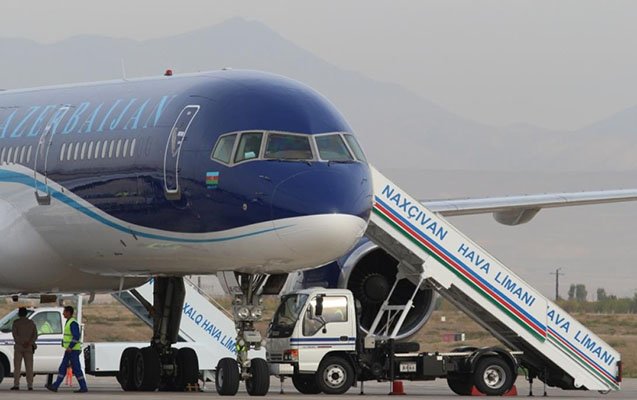 “Naxçıvan” aeroportu AZAL-ın tabeliyinə verildi